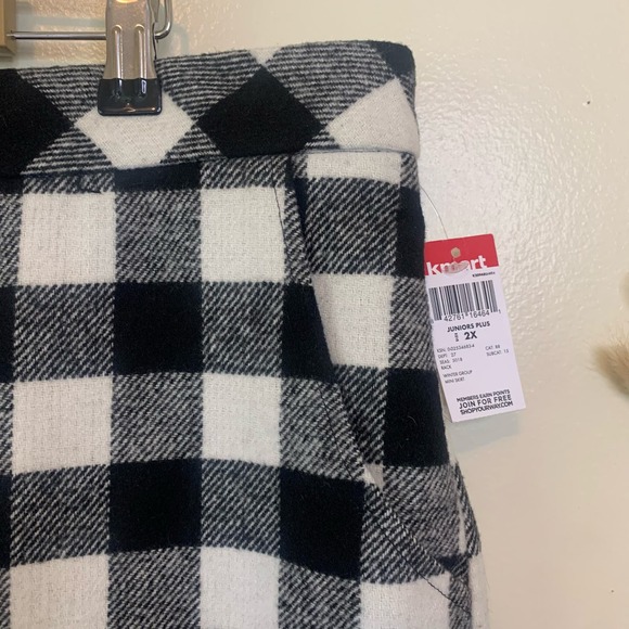 Black & White Plaid Wool blend Mini Skirt 2x from Joe Boxer NWT - Picture 3 of 4